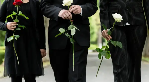 Jak sprawdzić datę pogrzebu w Zgierzu i uniknąć nieporozumień