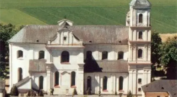 Różanystok sanktuarium historia: Cudowne wydarzenia i pielgrzymki