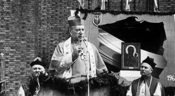 Jak powstał kościół katolicki? Kluczowe wydarzenia i postacie w historii